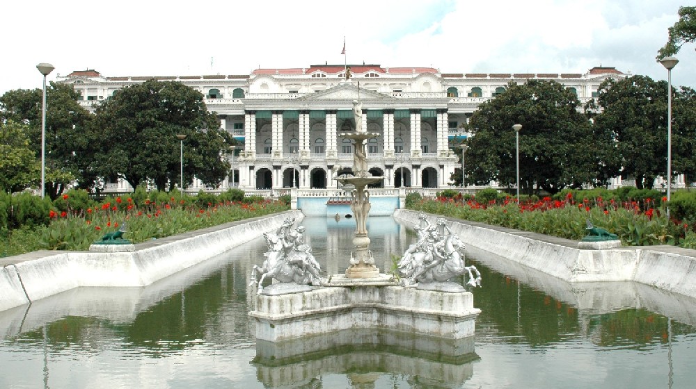 आधा दर्जन सचिवसँगै एक दर्जन सहसचिव र कैंयौ उपसचिवको दरवन्दी कटौती गर्ने तयारी, उच्च प्रशासकहरुमा खैलाबैला