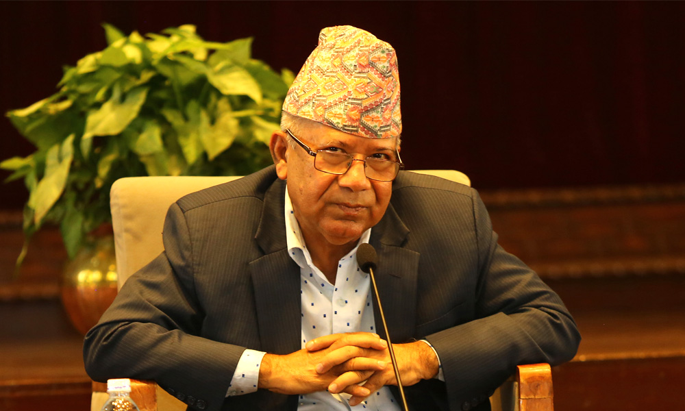 ५० वकिलसँग छलफल गरेर २१ औं दिनमा विशेष अदालतमा हाजिर भएका माधव नेपालले व्यक्त गरिरहेका दुई आंशकाहरु