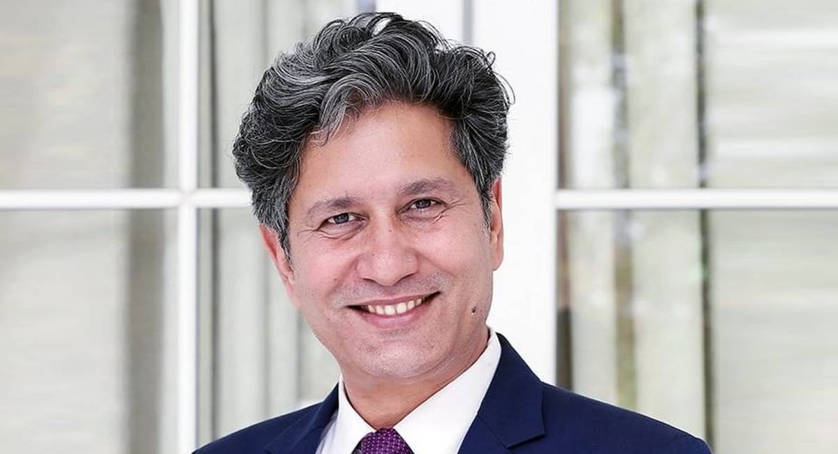 पत्रकार दिलभूषण पाठकलाई २५ हजार धरौटीमा छाड्न अदालतकाे आदेश