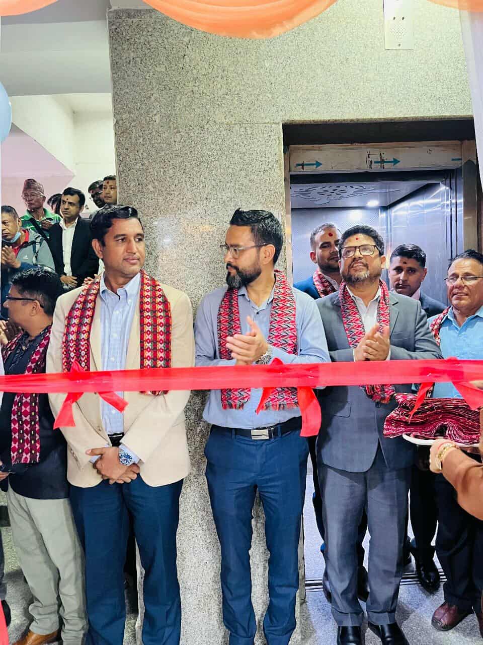 आइपिओ जारी गर्ने तयारीमा रहेकाे सिद्धार्थ केवलकारले खोल्यो तिनकुनेमा कार्यालय