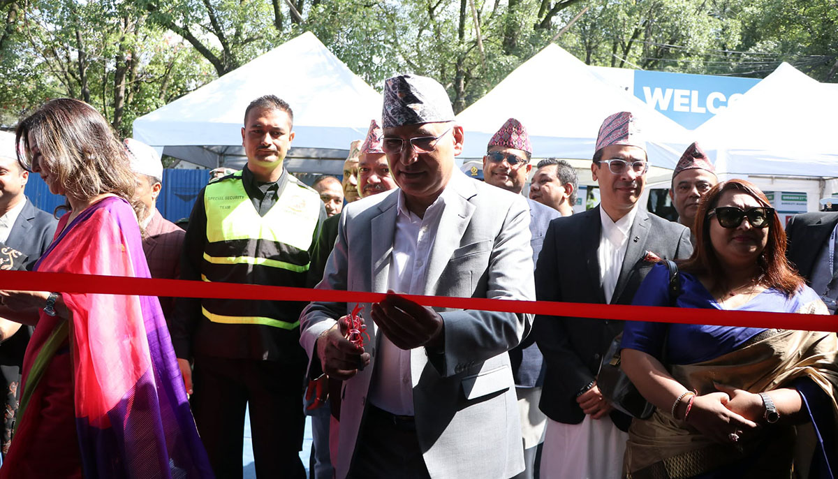 नाइमा नेपाल मोबिलिटी एक्स्पोको उद्घाटन गर्दै अर्थमन्त्री पाैडेलले भने-'पूर्व-पश्चिम राजमार्गले मात्र हाम्राे माग पूरा नभएकाले अरु राजमार्ग बनाउँदै छाैं'