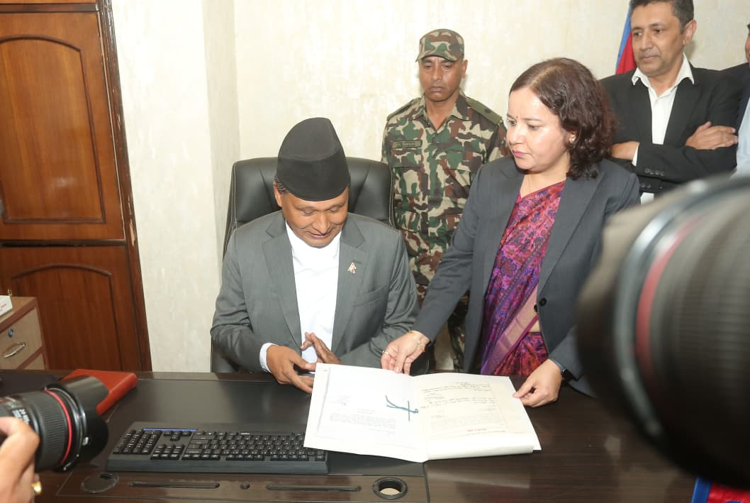 Energy Minister Ghising assumes office
