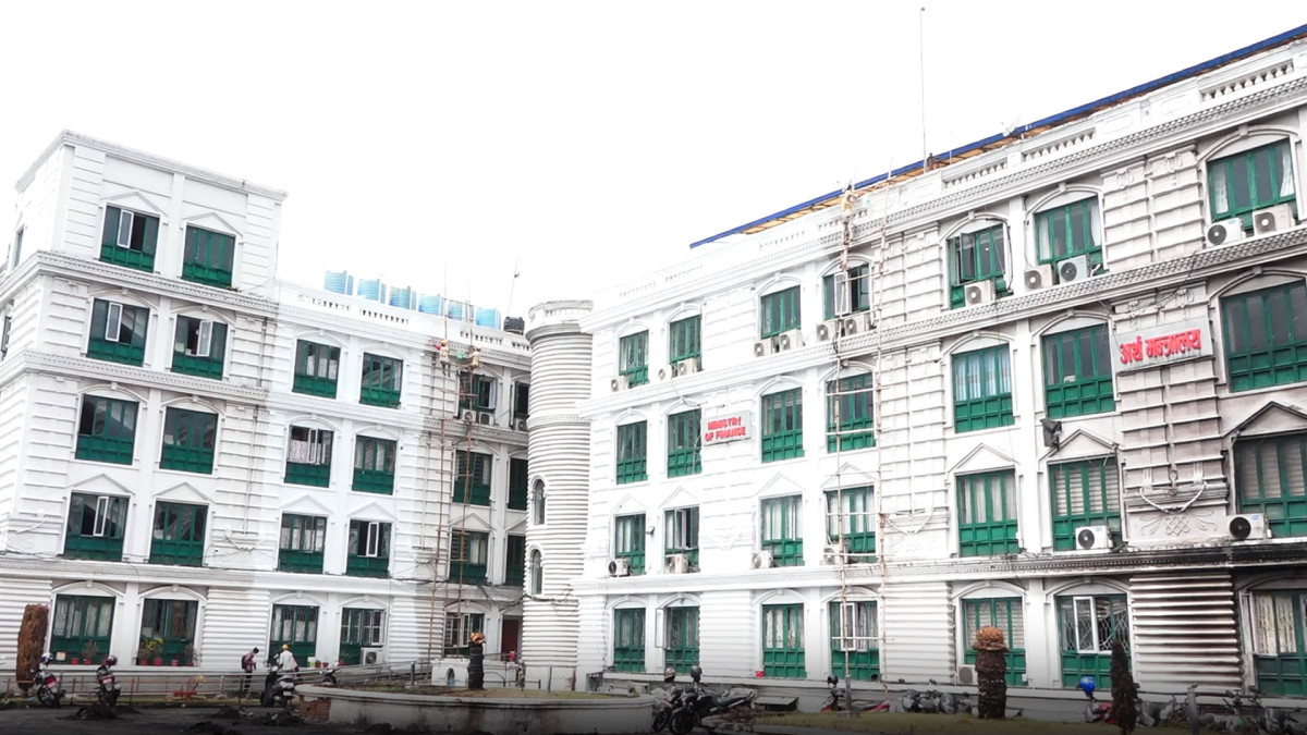 कर्जाको पुनःतालिकीकरणमा उपलब्ध सुविधा कस्ता छन् ?