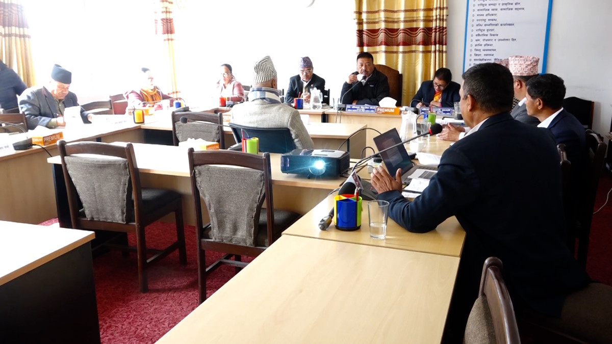 ठूला आयोजनाले अझै गति लिन सकेनन्