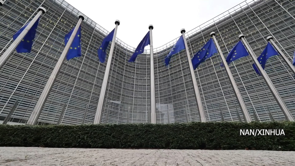 अमेरिकी भन्सार शुल्कको दबाब र बढ्दो आन्तरिक असन्तुलनका बीच युरोप संघर्षरत