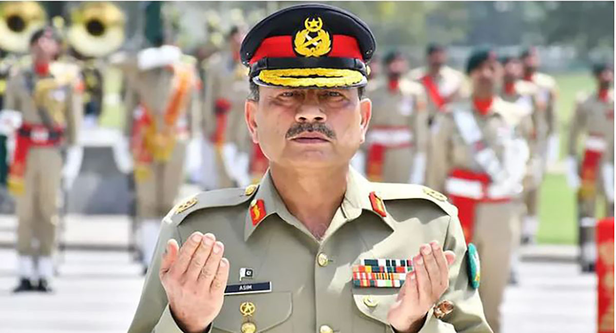 नाक र बंगारा भाँचिने गरी इमरान खानका पूर्वसल्लाहकारलाई हानियाे