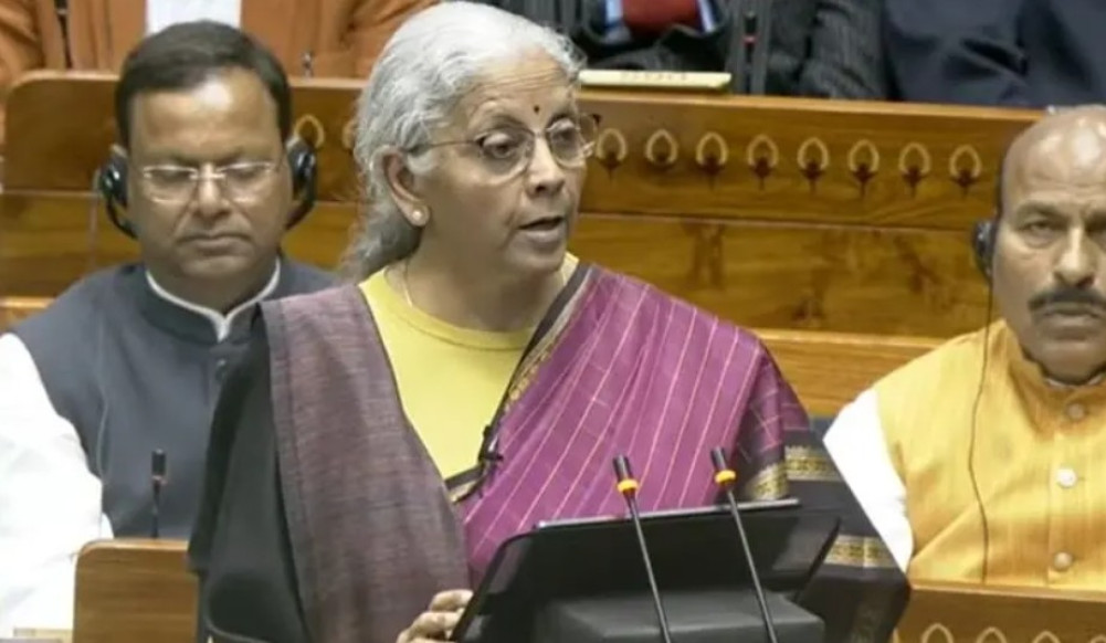 बजेटमार्फत धितोपत्र कारोबार कर (एसटीटी) बढ्दा घटयो भारतीय बजार