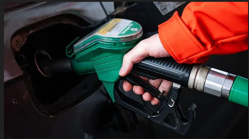 इरान युद्धका कारण ऊर्जाको मूल्य बढेसँगै अमेरिकाले रुसी तेलमाथिको प्रतिबन्ध खुकुलो पार्याे