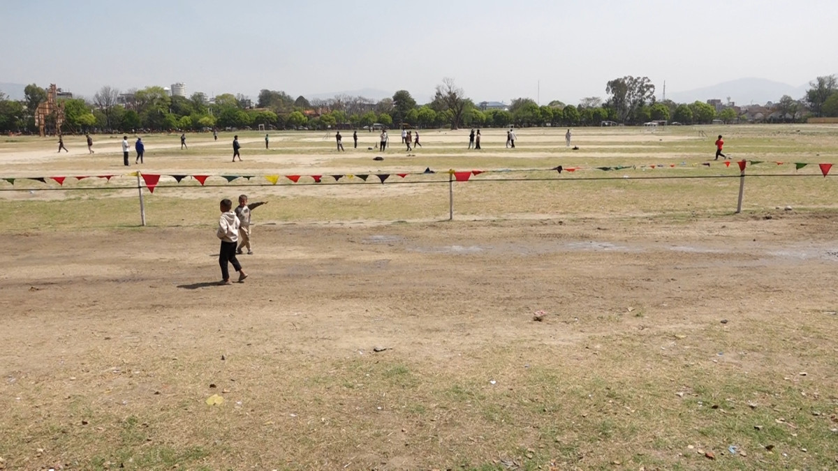 दुबो रोपेर टुँडिखेललाई हरियाली बनाइने