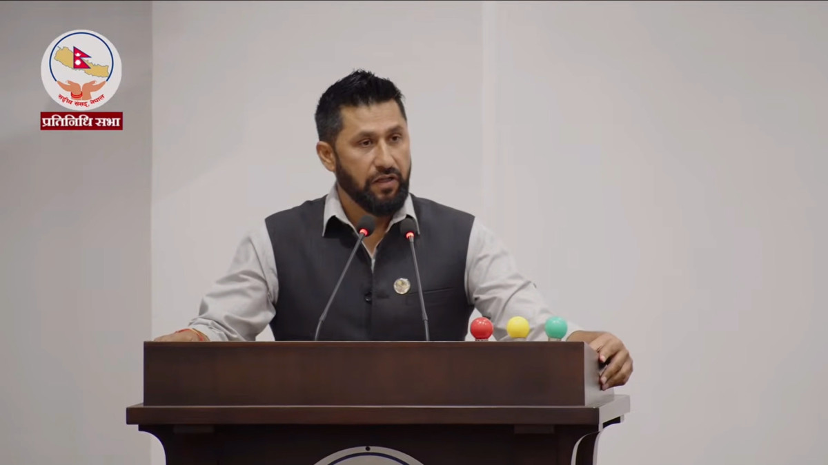 रास्वपाले दोहोर्‍यायो–राजनीतिक नियुक्ति खाएका सार्वजनिक निकायका पदाधिकारीले स्वेच्छाले पद छाडेर मार्ग प्रशस्त गर्नू