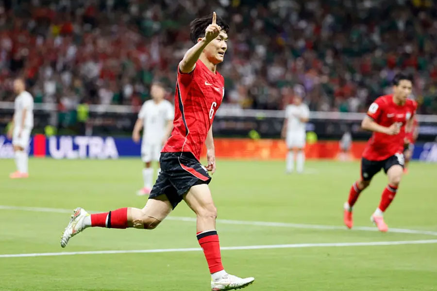 South Korea came from behind to defeat Czech Republic 2-1 as substitute