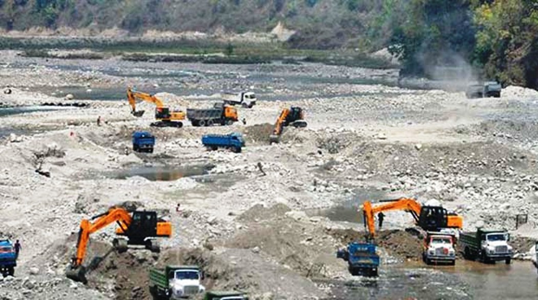 Local levels in Kanchanpur restrict excavation of sand, pebbles for three months