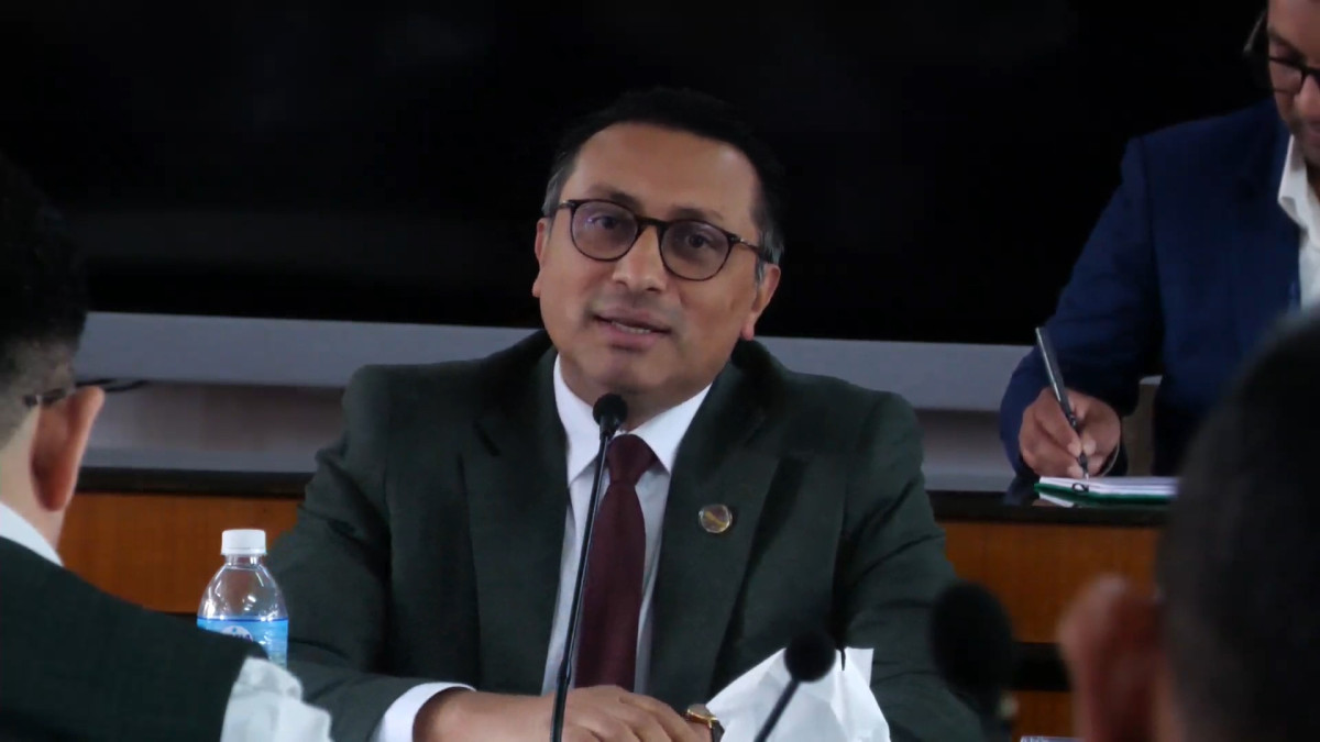 असाध्यै चुनौतीपूर्ण चरण अब आउँदैछः अर्थमन्त्री डा. वाग्ले