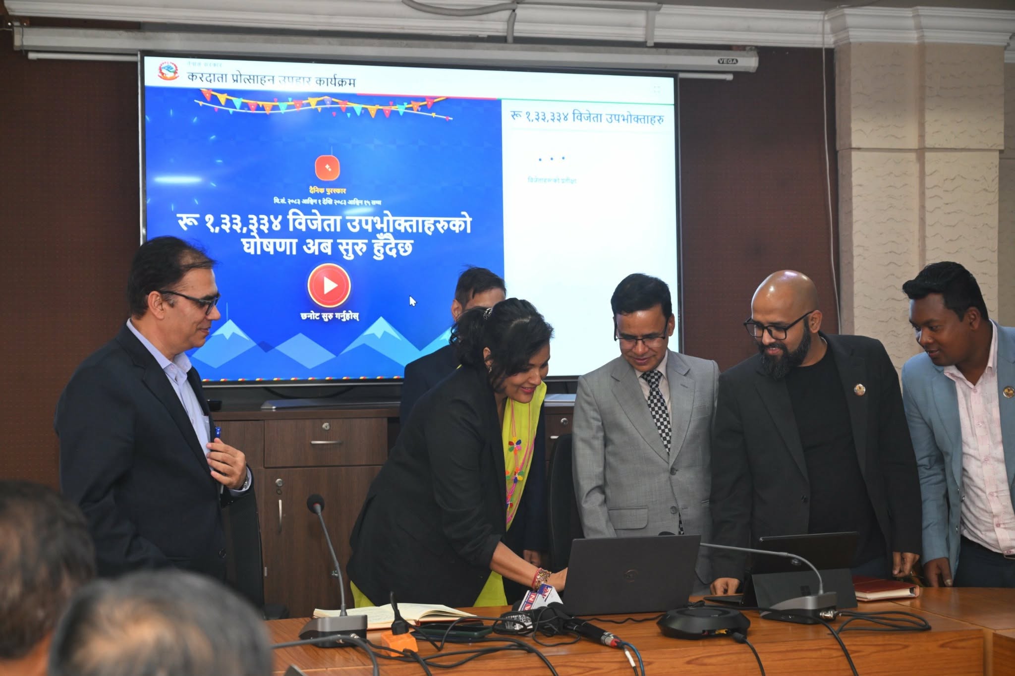 करदाता प्रोत्साहन उपहारः पर्साका लालबाबु साहले जिते १० लाख